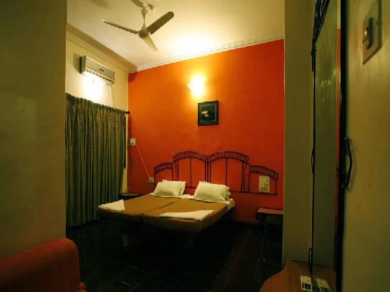 Sky Blue Resort Lonavala Ngoại thất bức ảnh